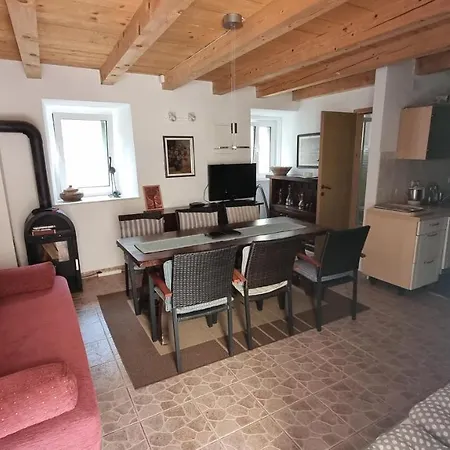 Stonehouse On The Hill Holiday home Murter