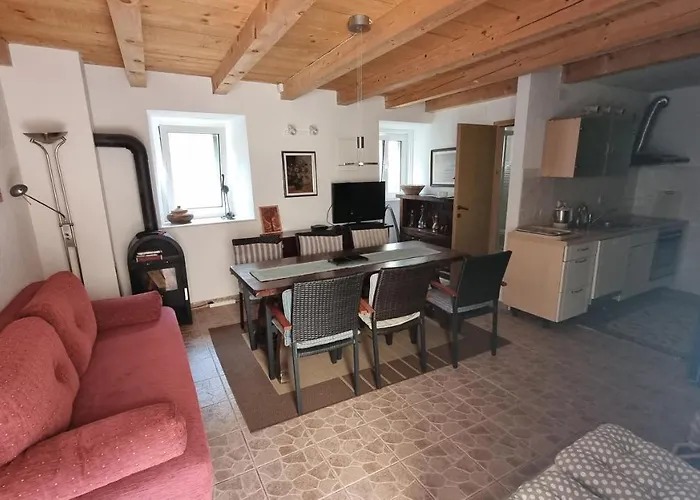 Stonehouse On The Hill Casa vacanze Murter